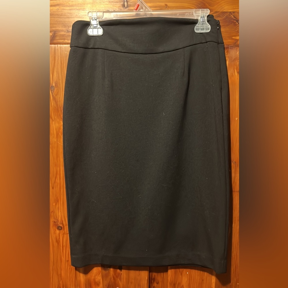 Black pencil skirt